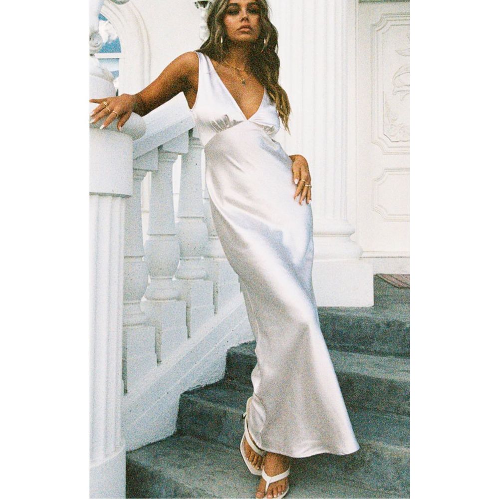 Princess Polly ALLEGRA MAXI DRESS CHAMPAGNE Size 10 Nwot